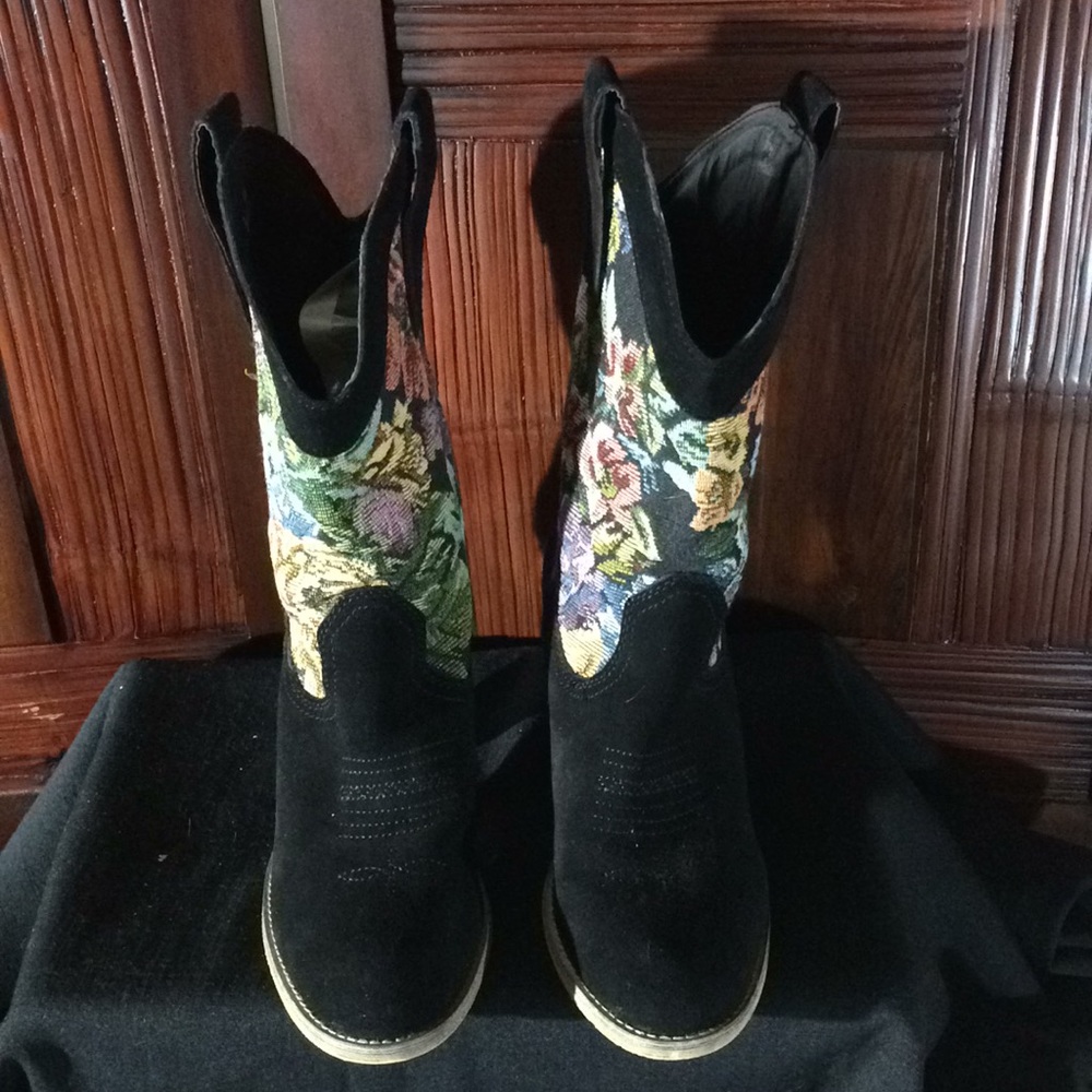 Very Boots Flower Topping